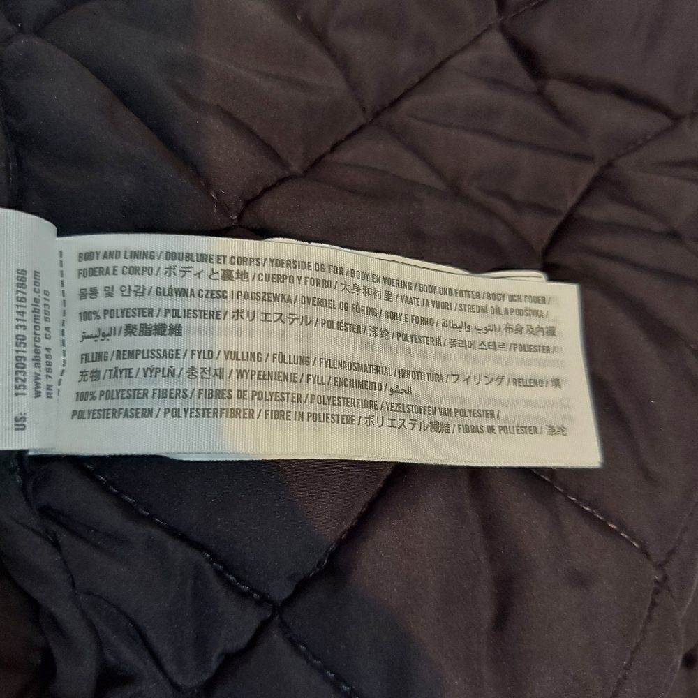 Quilted Knit Vest   - Picture 6 of 8